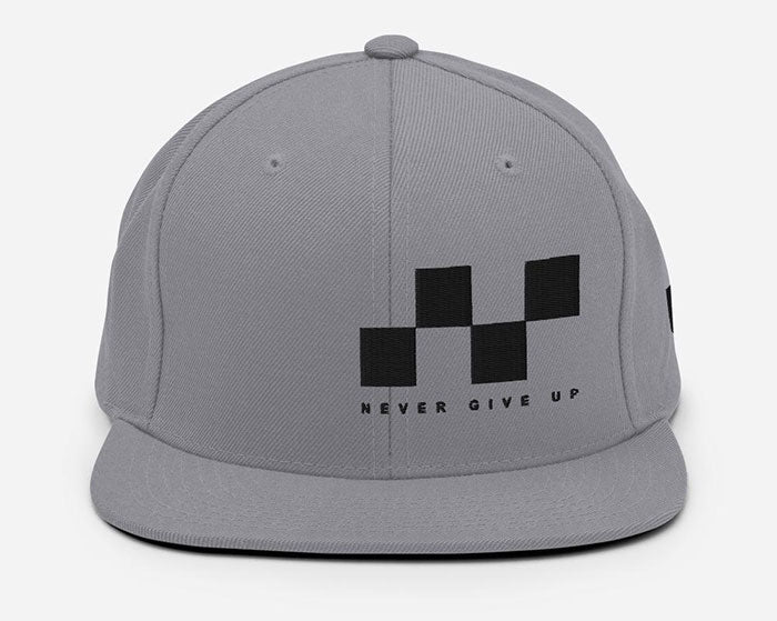 NEVER GIVE UP - Light Snapback Hat
