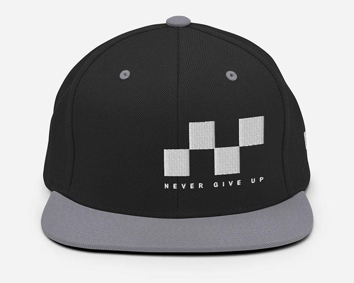 NEVER GIVE UP - Snapback Hat